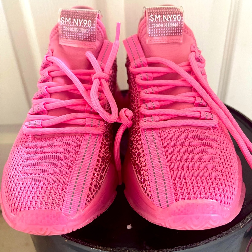 Steve Madden Pink Maxima shoes